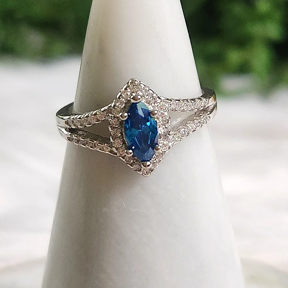 NWT Ryze Sapphire Blue Cubic Zirconia .925 Sterling Silver Ring - Size 8.75 - Picture 3 of 9